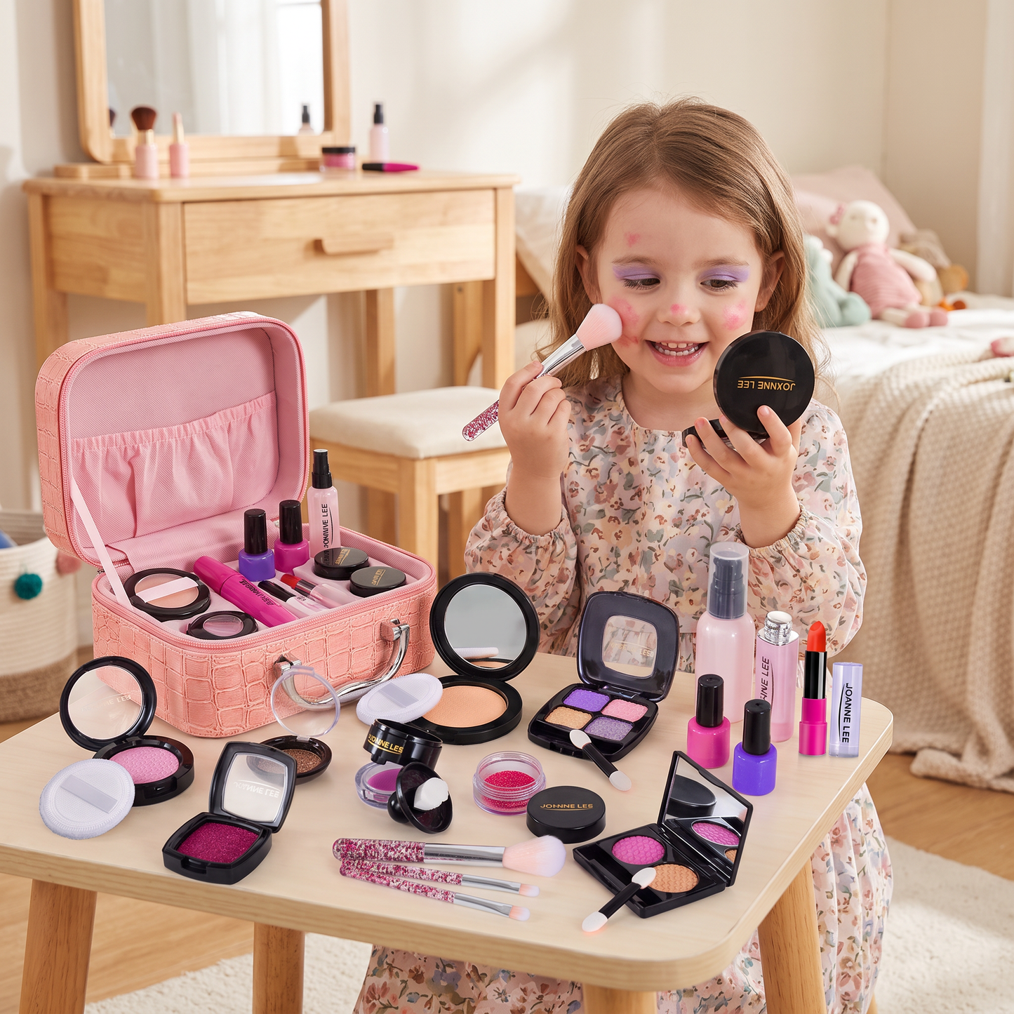 Make-up Play Set for Girls – Safe Kids Cosmetic Set with Practical Bag
